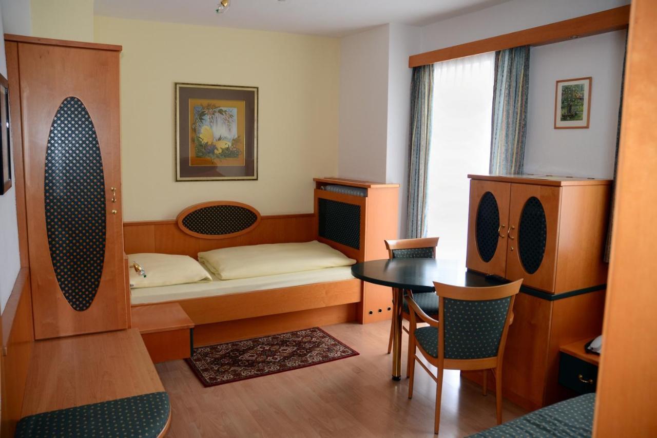 Hotel Das Schloessl Bad Tolz Bilik gambar